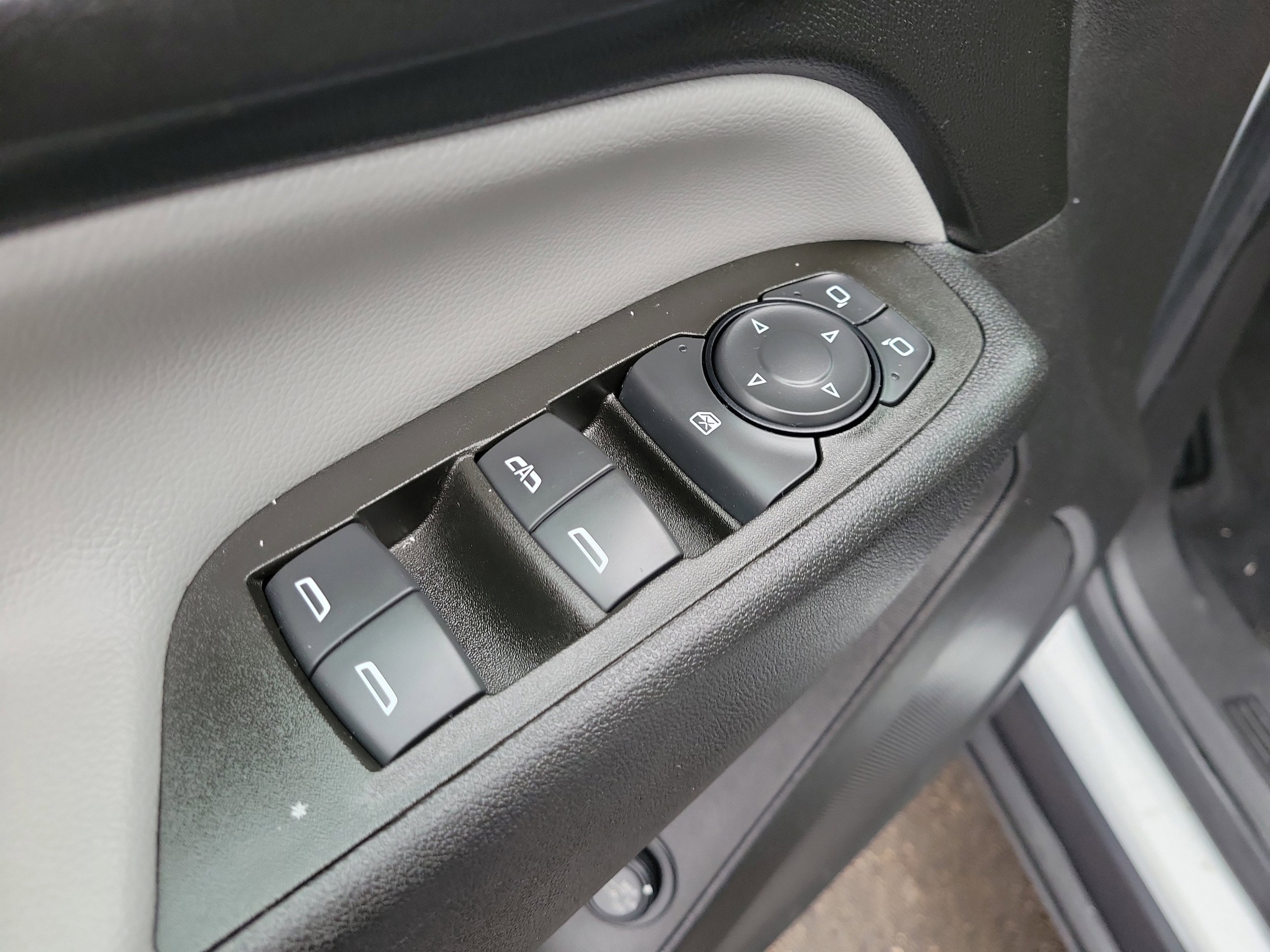 Used 2022 Chevrolet Equinox LT FWD image 17