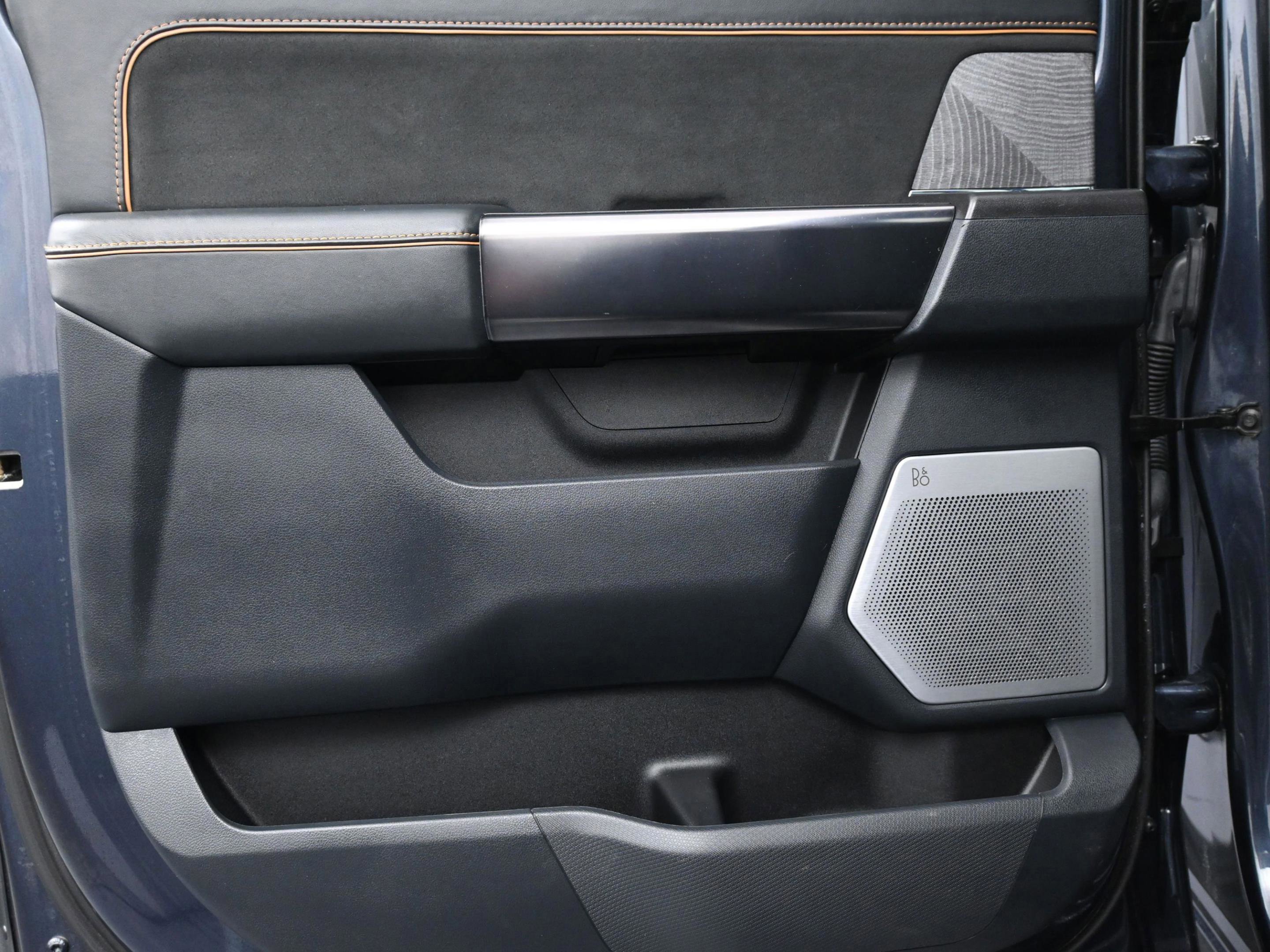 Certified 2022 Ford F150 Platinum w/ Equipment Group 701A High image 27