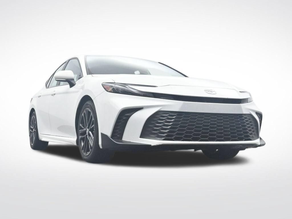 Used 2025 Toyota Camry SE FWD image 32