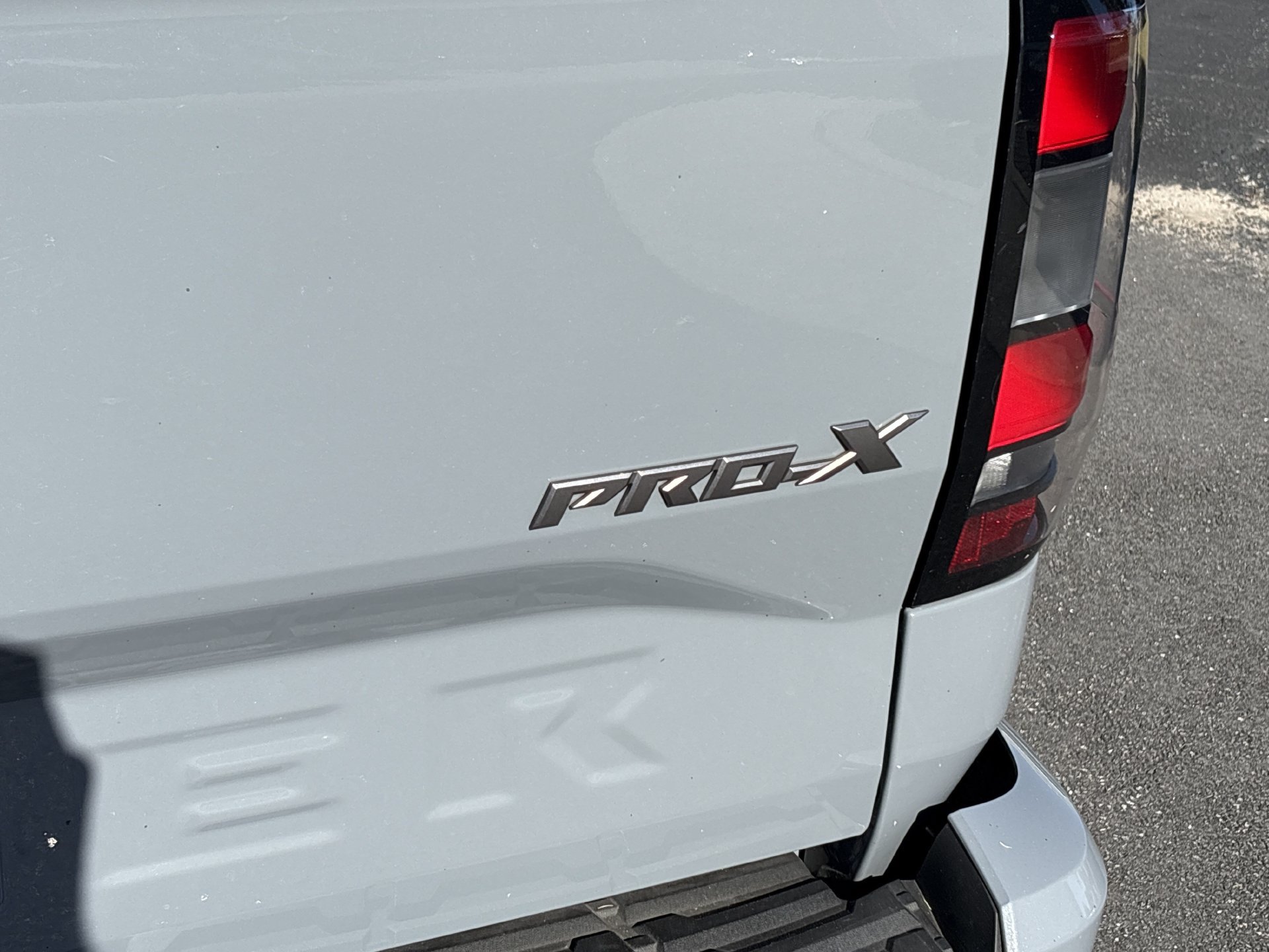 Used 2023 Nissan Frontier Pro-X w/ Tow Package RWD image 21