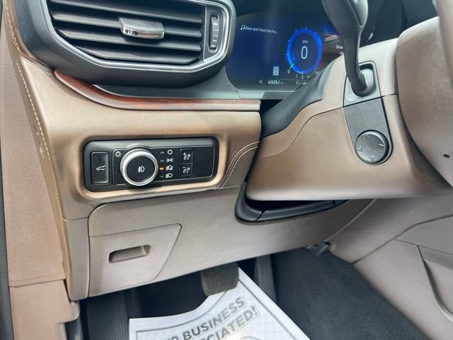Certified 2023 Ford Explorer King Ranch w/ Technology Package AWD/4WD image 10