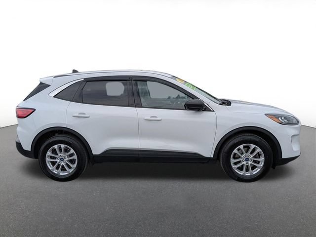 Certified 2022 Ford Escape SE w/ Convenience Package AWD/4WD image 2