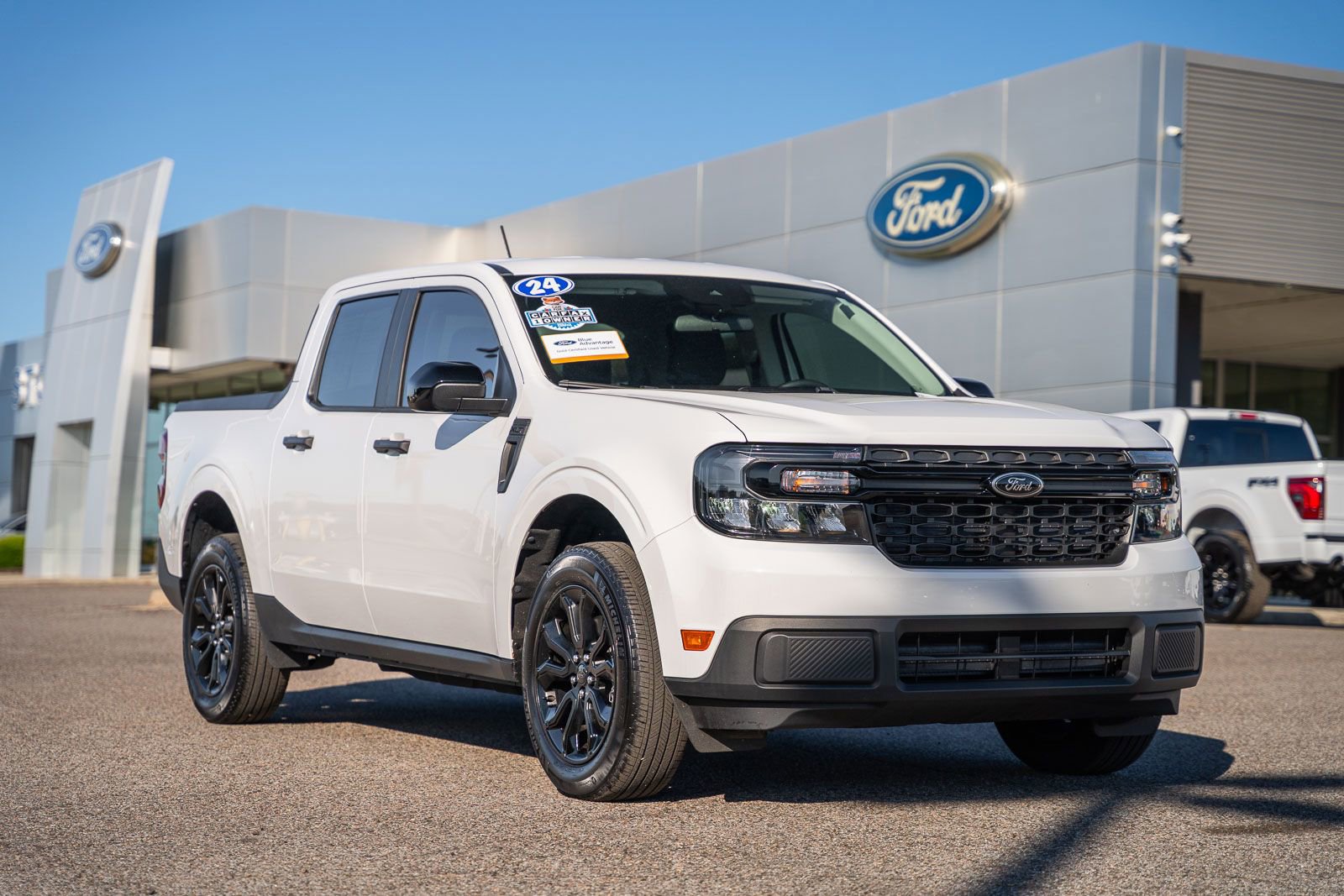 Certified 2024 Ford Maverick XLT w/ XLT Luxury Package FWD image 1