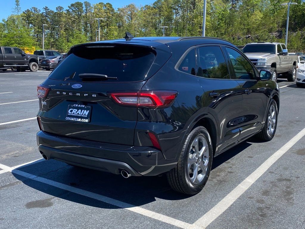 Certified 2023 Ford Escape ST-Line image 5