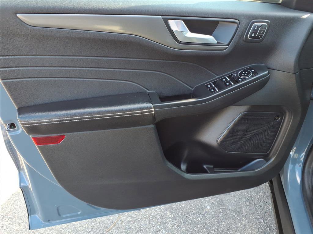 Certified 2023 Ford Escape Active w/ Tech Pack #2 image 13