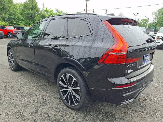 Used 2023 Volvo XC60 B5 Ultimate w/ Climate Package AWD/4WD image 4