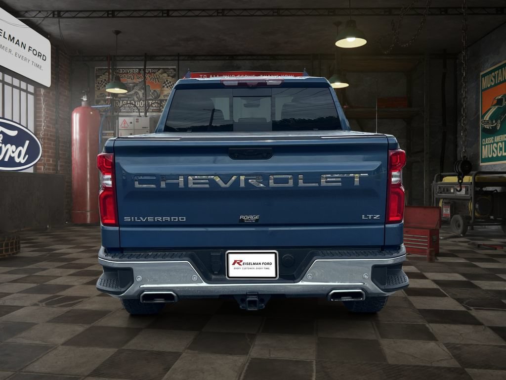 Used 2024 Chevrolet Silverado 1500 LTZ w/ Technology Package AWD/4WD image 5