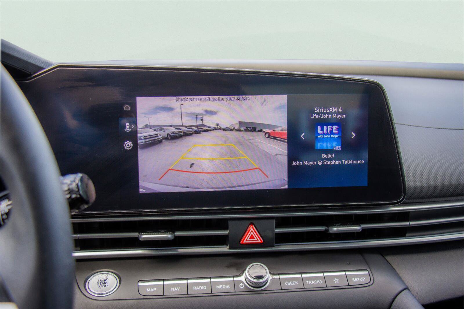 Used 2024 Hyundai Elantra SEL FWD image 13