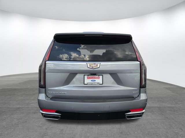 Used 2023 Cadillac Escalade Premium Luxury AWD/4WD image 5