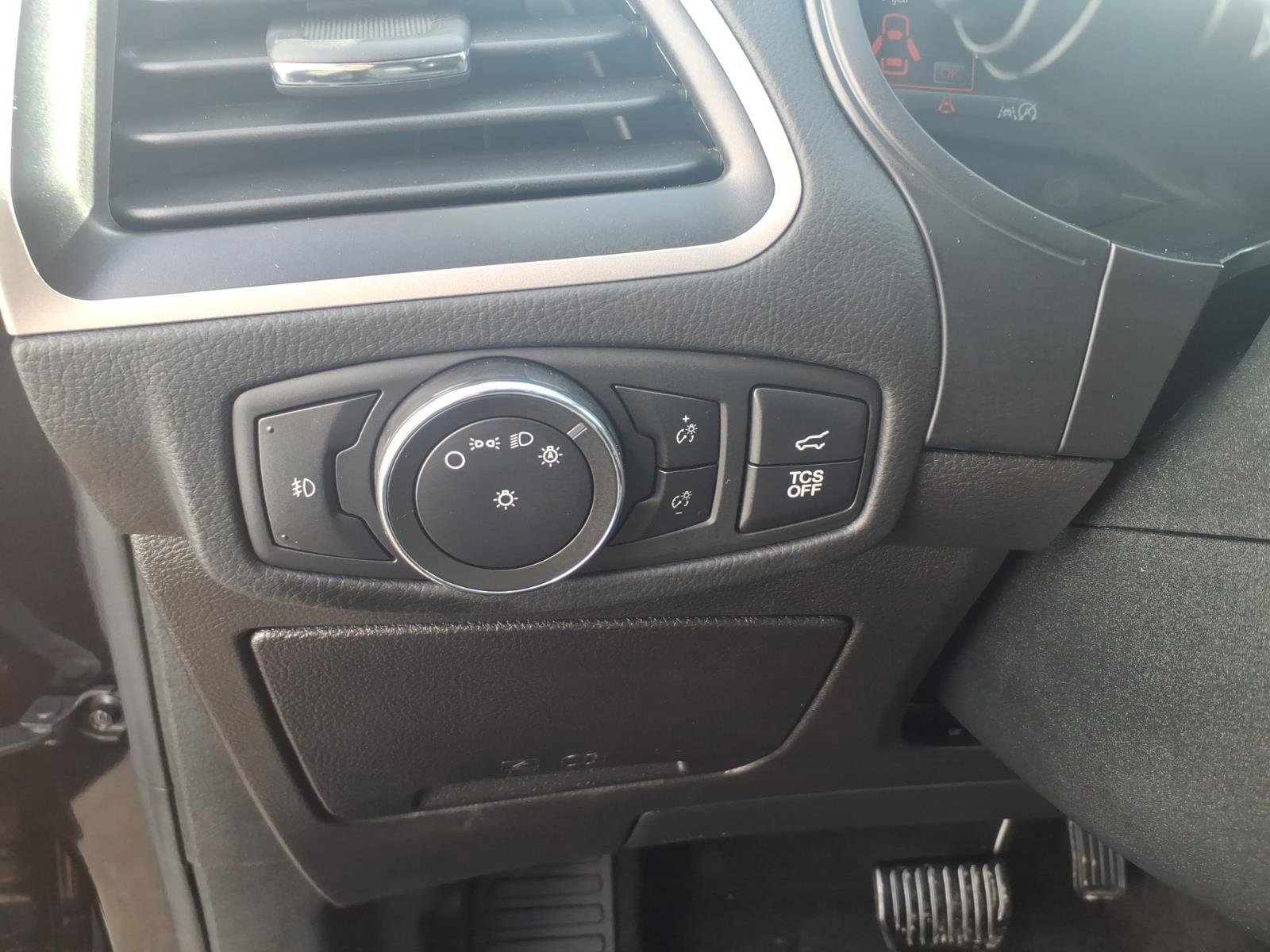 Certified 2022 Ford Edge SEL w/ Convenience Package image 13