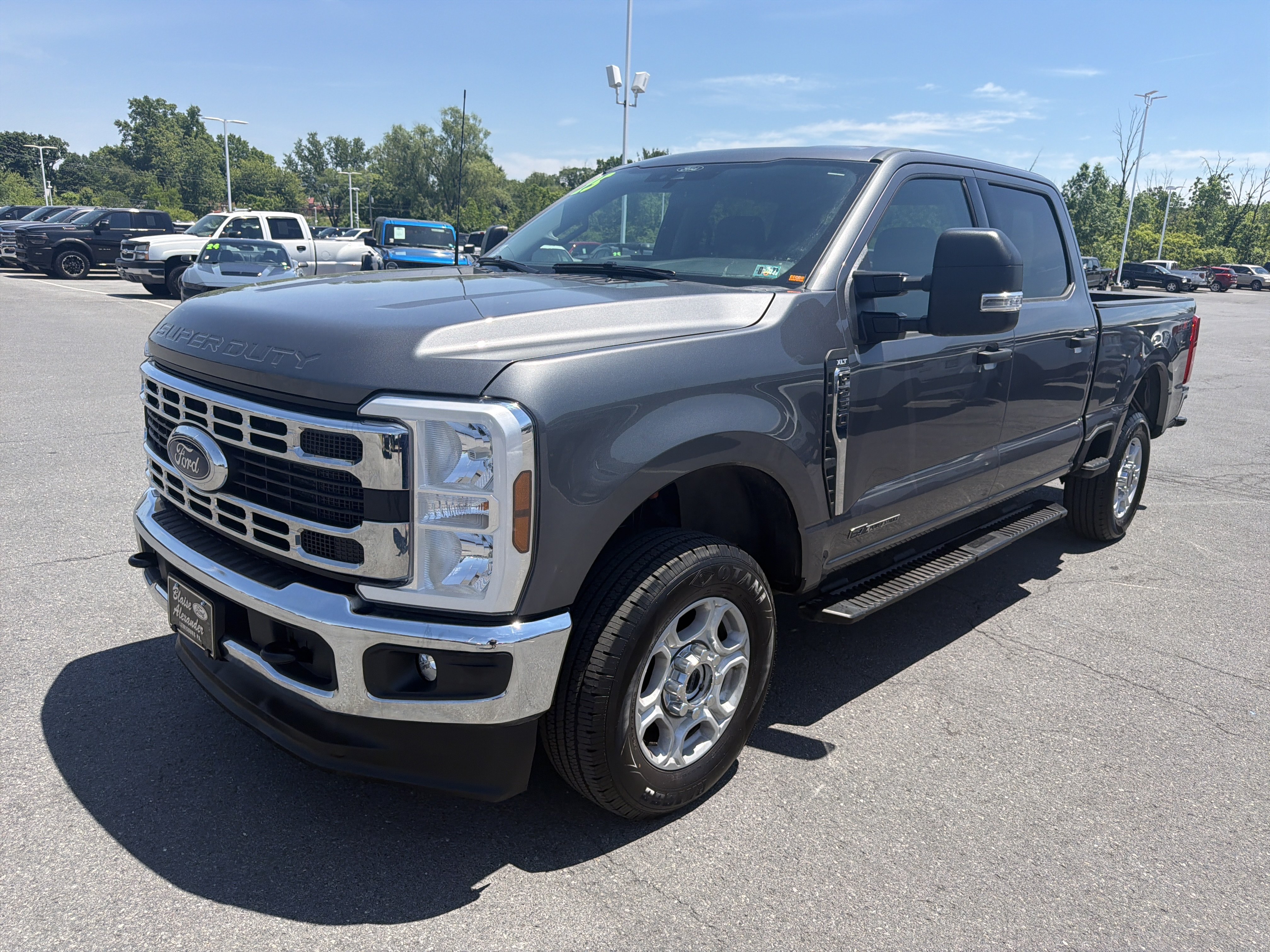 Certified 2025 Ford F250 XLT AWD/4WD image 8
