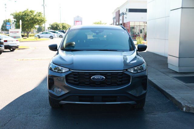 Certified 2025 Ford Escape ST-Line w/ Equipment Group 301A FWD image 2