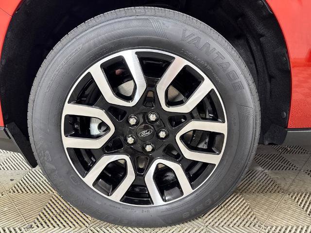 Certified 2023 Ford Maverick Lariat w/ Lariat Luxury Package FWD image 10