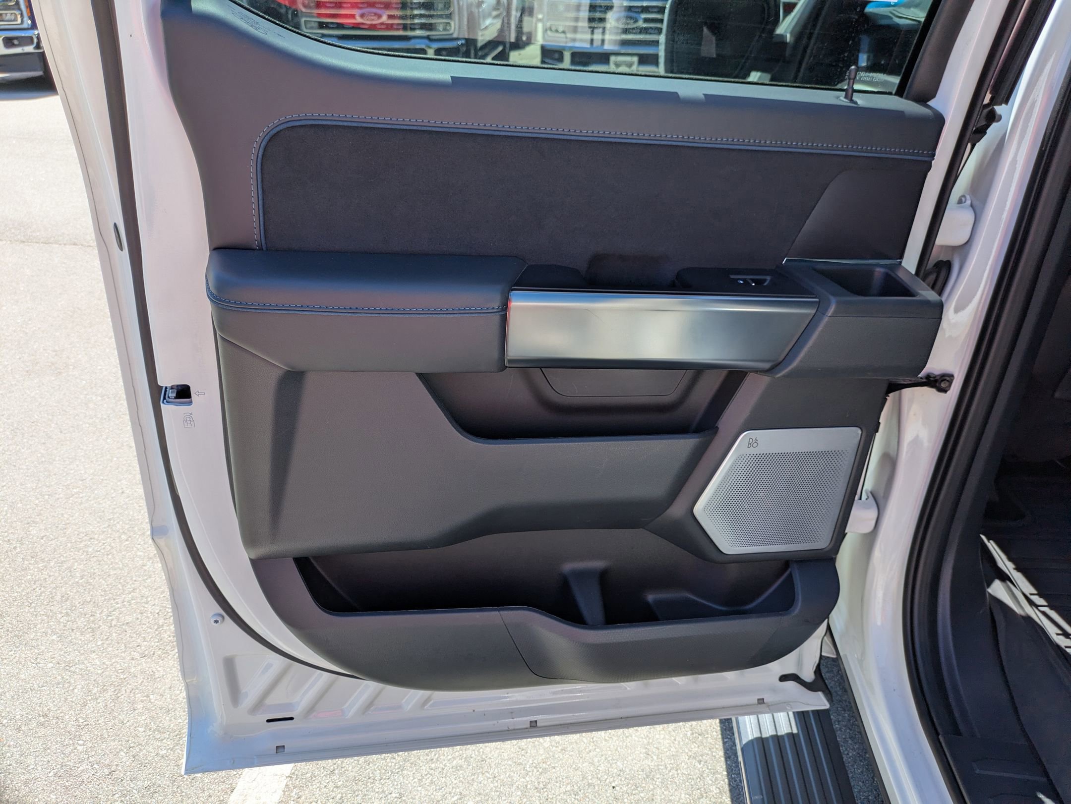 Certified 2024 Ford F150 Platinum w/ Equipment Group 702A High image 35