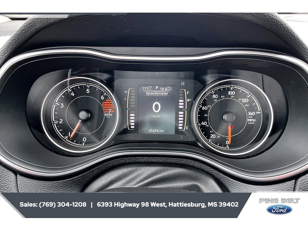 Used 2021 Jeep Cherokee Latitude Plus AWD/4WD image 13