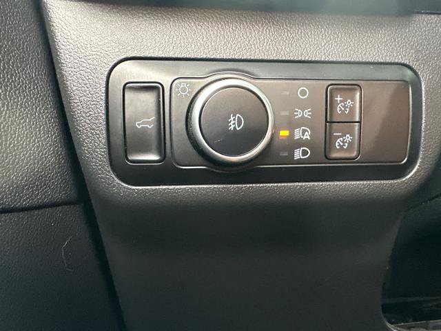 Certified 2025 Ford Escape Platinum AWD/4WD image 22