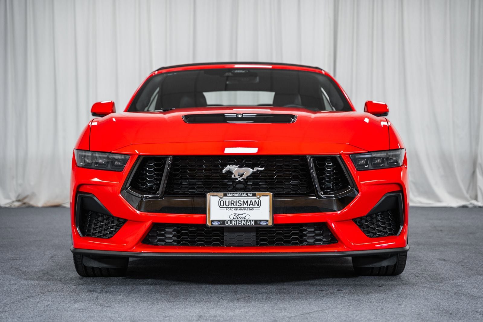 Certified 2025 Ford Mustang GT Premium RWD image 2