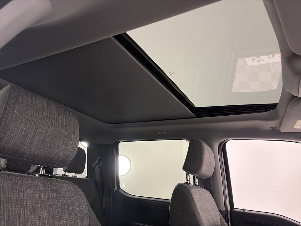 Certified 2023 Ford F150 XLT w/ Equipment Group 302A High image 31