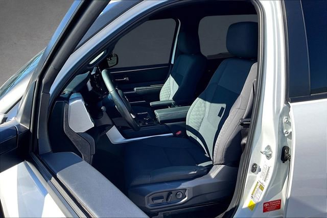 Used 2025 Toyota Tundra SR5 AWD/4WD image 24