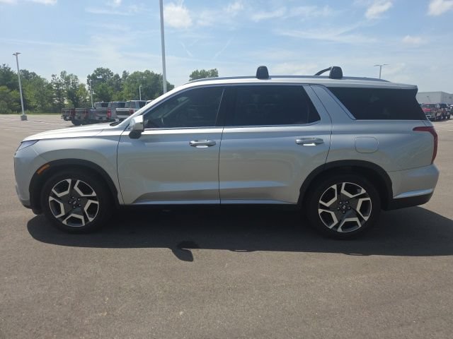 Used 2024 Hyundai Palisade Limited FWD image 16