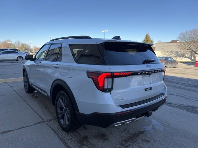 Certified 2025 Ford Explorer Active w/ Active Comfort Package image 5