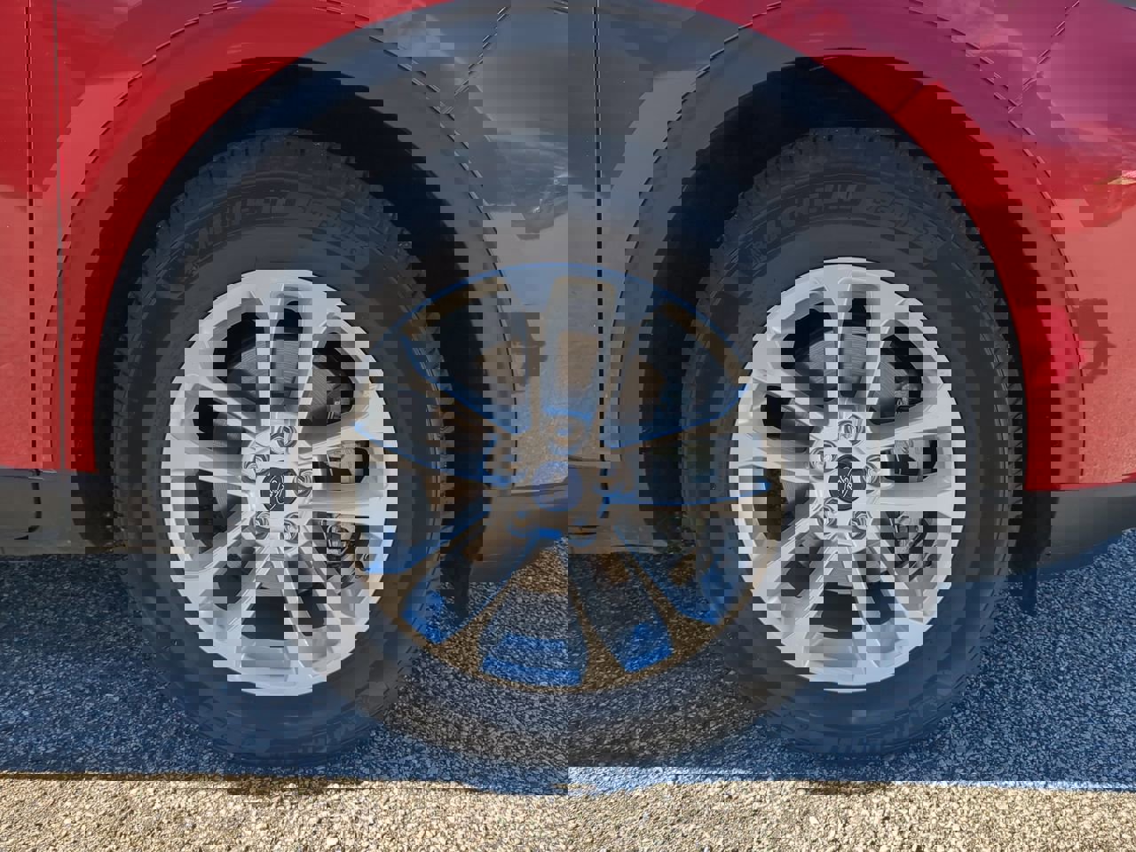 Certified 2020 Ford Escape SE image 9