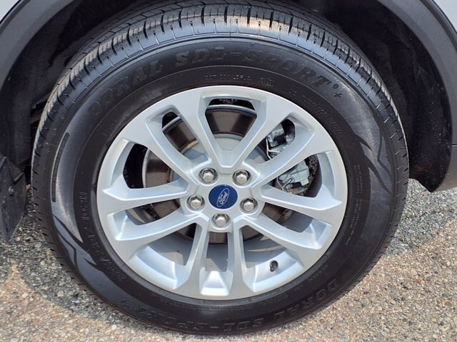 Certified 2022 Ford Escape SE w/ Cold Weather Package AWD/4WD image 27