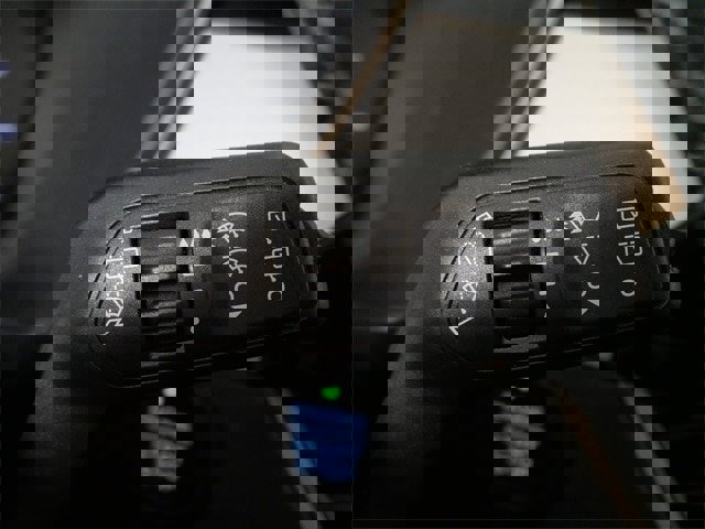 Certified 2022 Ford Escape SE w/ Cold Weather Package image 26