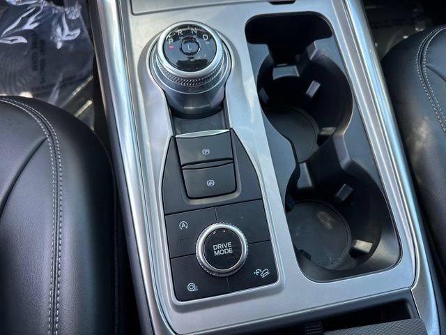 Certified 2024 Ford Explorer XLT w/ Equipment Group 202A AWD/4WD image 23