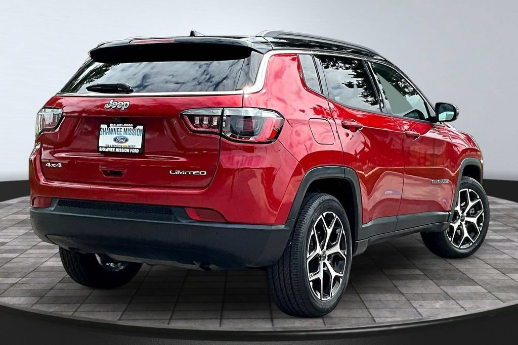 Used 2025 Jeep Compass Limited AWD/4WD image 6