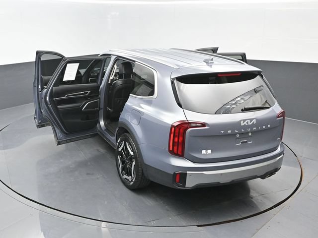 Used 2024 Kia Telluride S AWD/4WD image 24