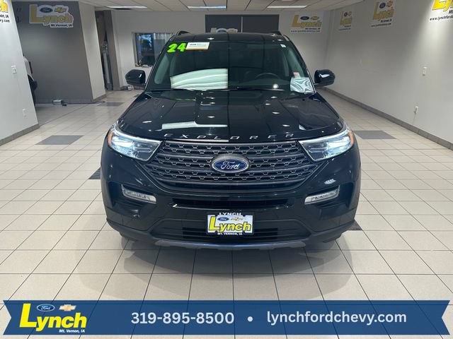 Certified 2024 Ford Explorer XLT w/ Equipment Group 202A AWD/4WD image 32