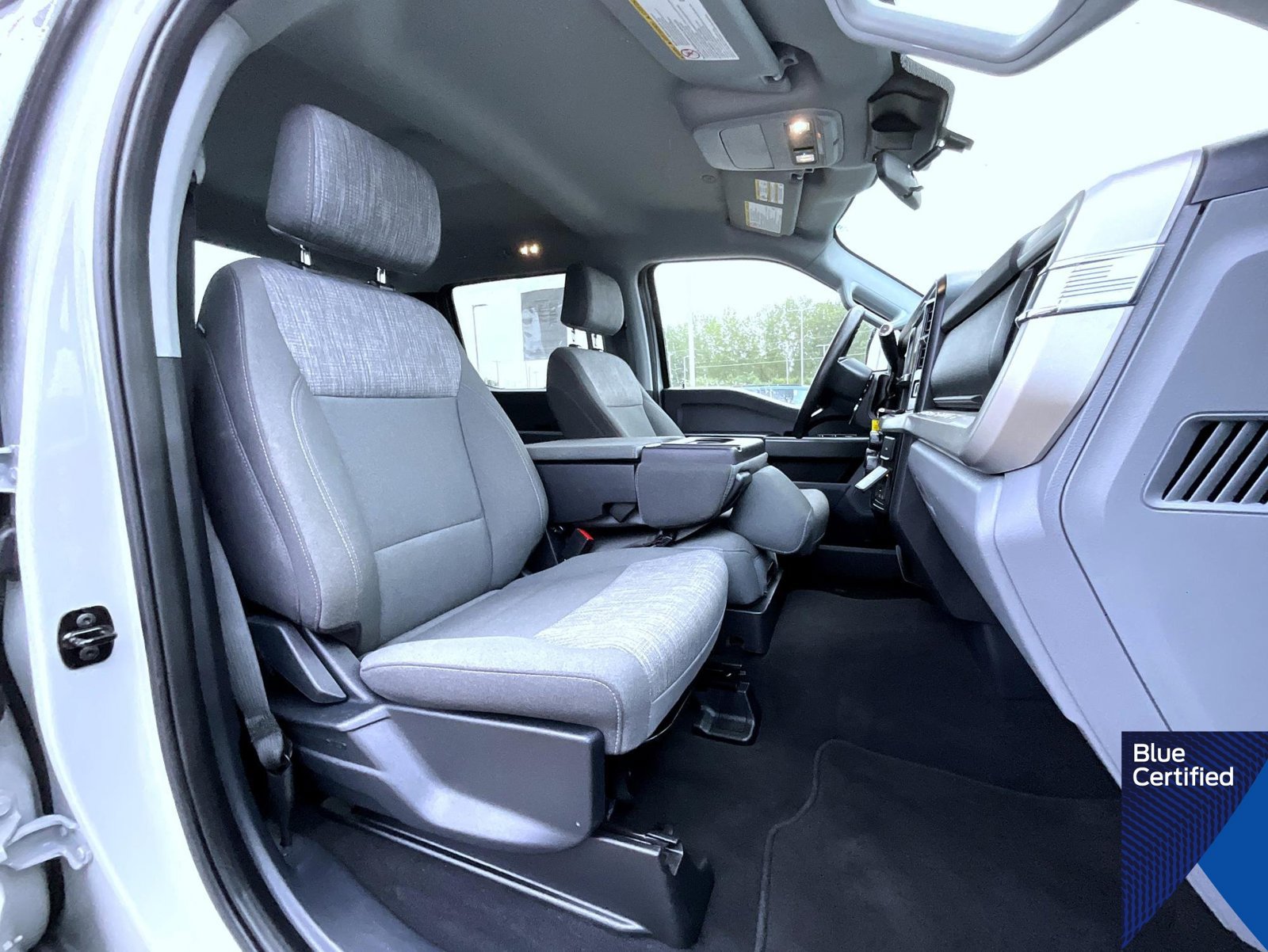 Certified 2025 Ford F250 XLT AWD/4WD image 16