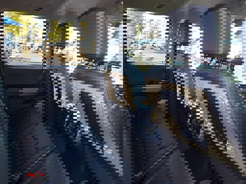 Certified 2023 Ford F150 Lariat w/ Equipment Group 502A High image 13