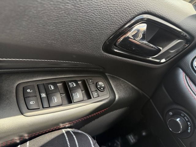 Used 2025 Dodge Durango GT AWD/4WD image 7