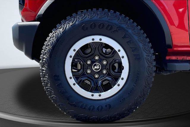 Certified 2024 Ford Bronco Outer Banks w/ Sasquatch Package AWD/4WD image 9
