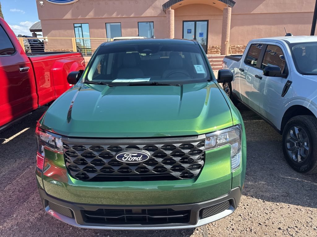 Certified 2025 Ford Maverick XLT w/ Equipment Group 302A AWD/4WD image 4