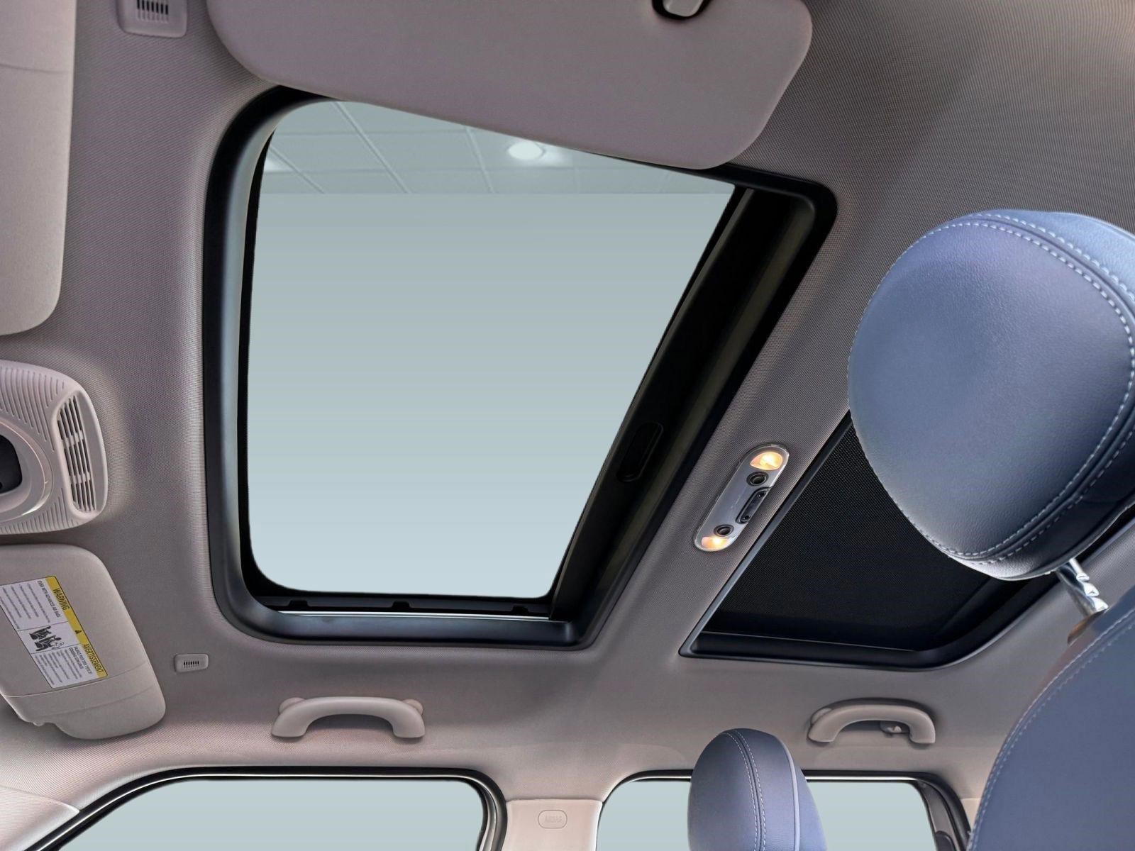 Used 2024 MINI Cooper Clubman S AWD/4WD image 16