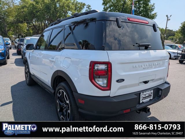 Certified 2023 Ford Bronco Sport Outer Banks w/ Tech Package AWD/4WD image 3