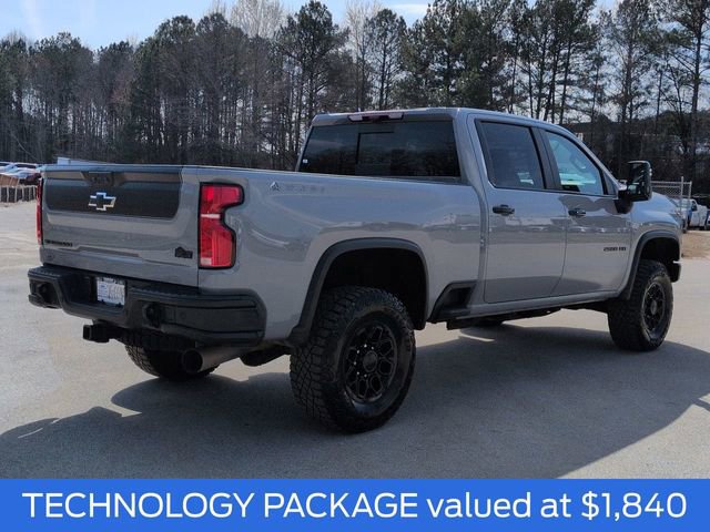 Used 2025 Chevrolet Silverado 2500 ZR2 w/ ZR2 Bison Edition image 4