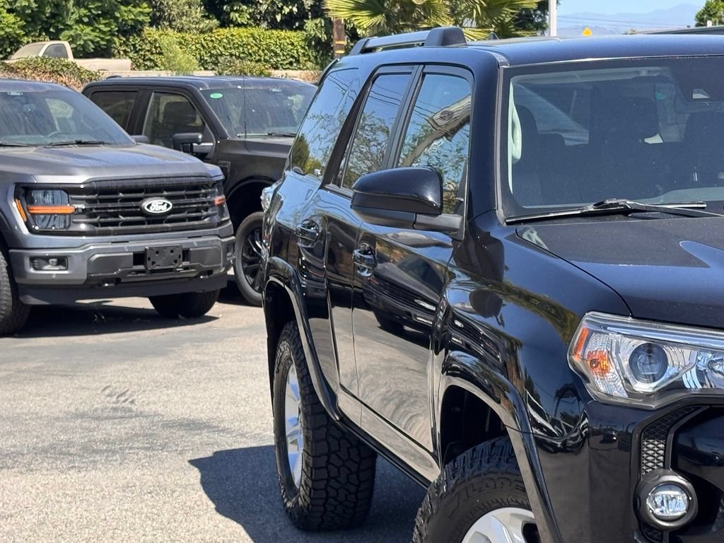 Used 2022 Toyota 4Runner SR5 RWD image 5