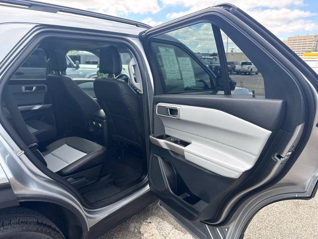 Certified 2023 Ford Explorer XLT w/ Equipment Group 202A AWD/4WD image 9