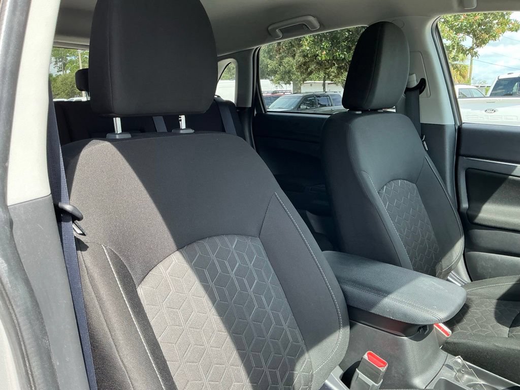 Used 2025 Mitsubishi Outlander Sport ES AWD/4WD image 22