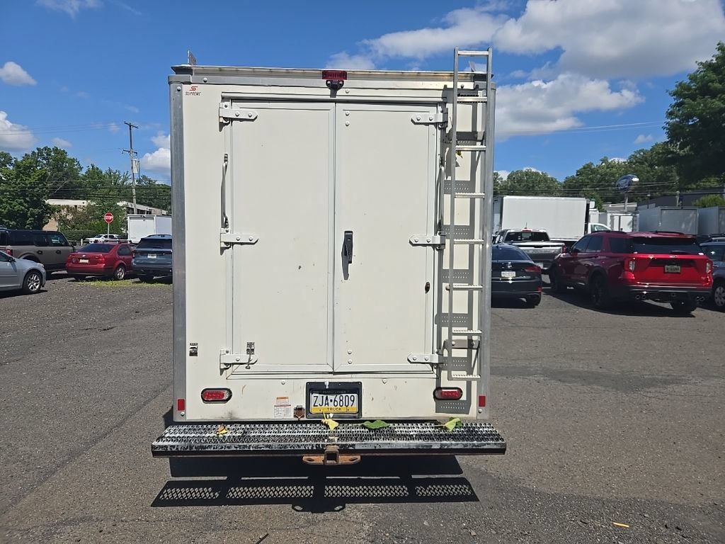 Used 2019 GMC Savana 3500 w/ Power Convenience Package RWD image 7