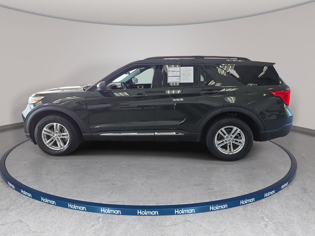 Certified 2023 Ford Explorer XLT w/ Equipment Group 202A AWD/4WD image 8
