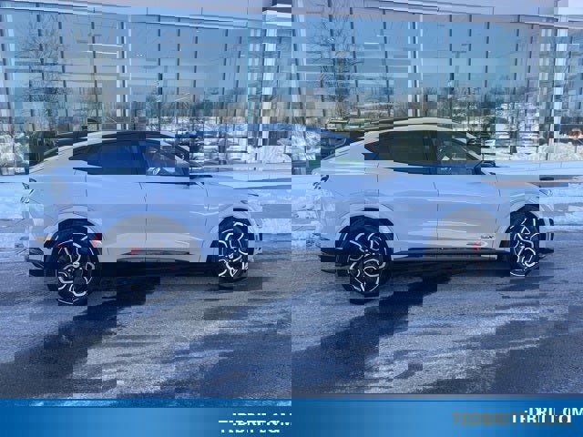 Certified 2023 Ford Mustang Mach-E GT image 6