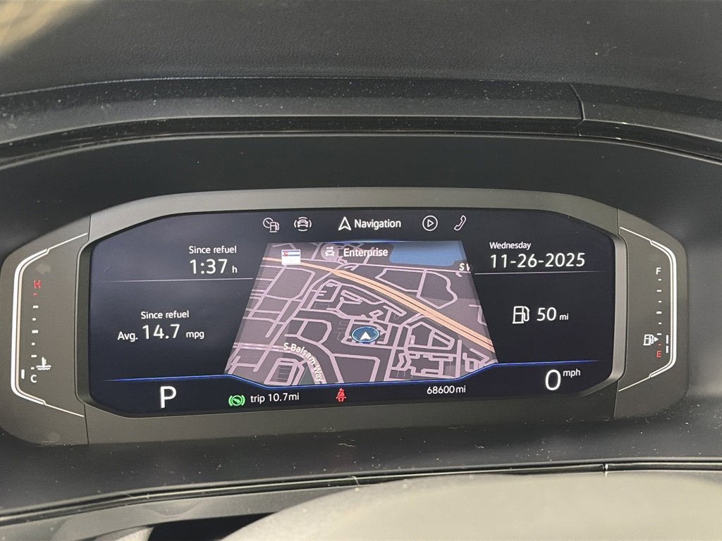 Used 2022 Volkswagen Taos SEL w/ Panoramic Sunroof Package image 15