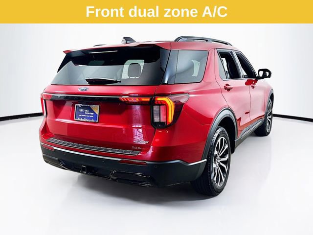 Certified 2025 Ford Explorer ST-Line image 5