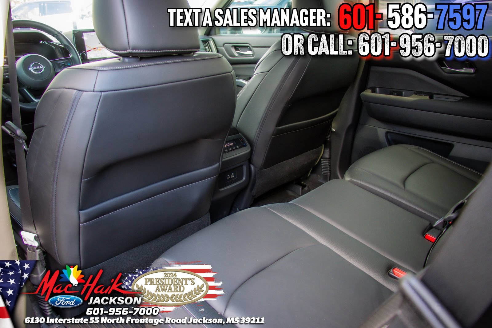 Used 2025 Nissan Pathfinder SL AWD/4WD image 9
