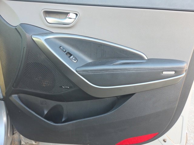 Used 2018 Hyundai Santa Fe Sport w/ 2.4L Tech Package 04 FWD image 19